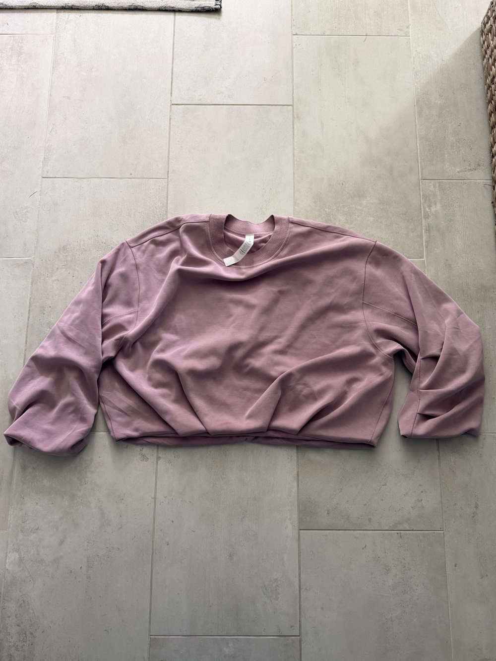 Lululemon bubble crop crew neck sweatshirt